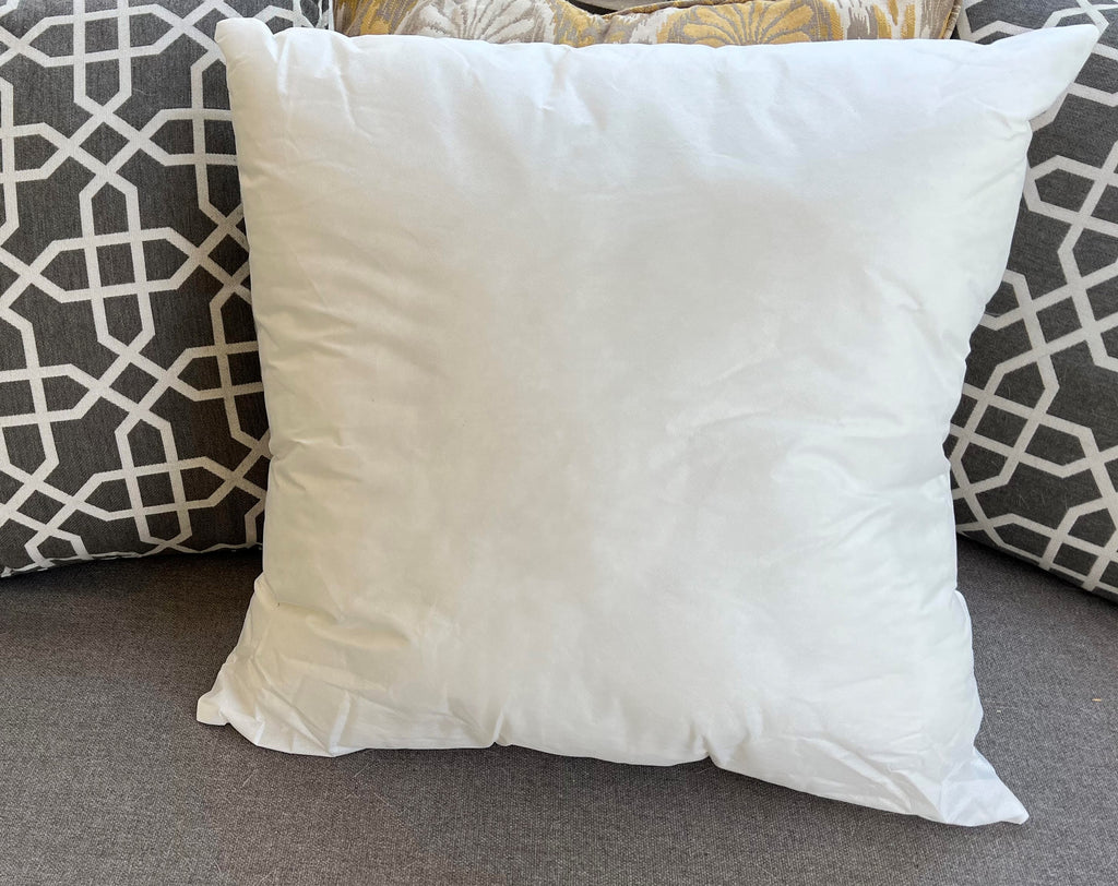 What You Need To Know About Throw Pillow Inserts